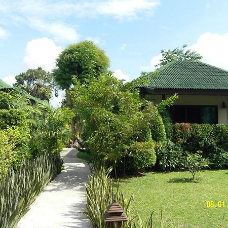 Rawai Boutique Resort Phuket Екстериор снимка